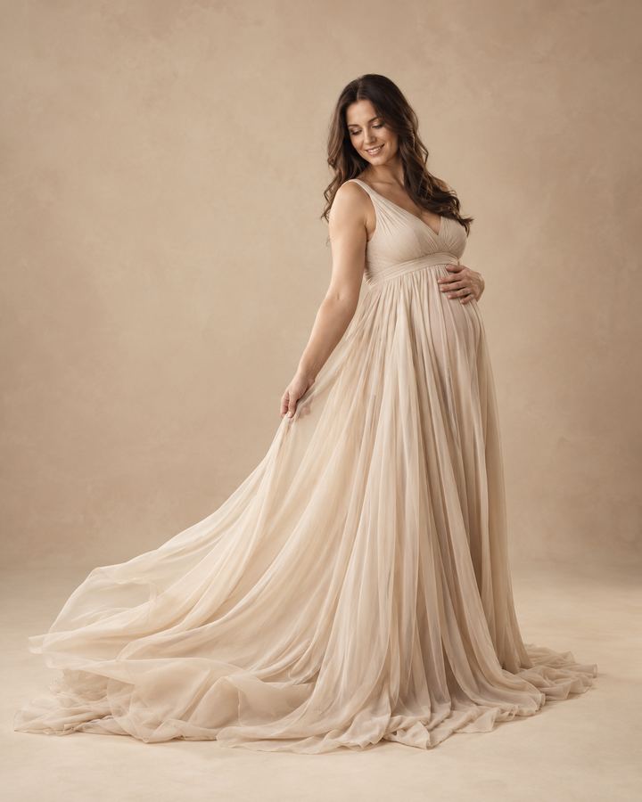 Maternity: full length flowing fabric
